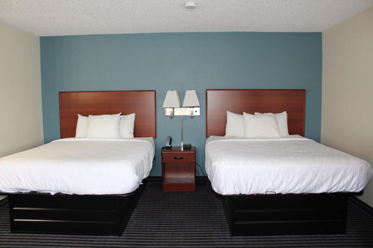 Reston Inn & Suites Spencer Dış mekan fotoğraf