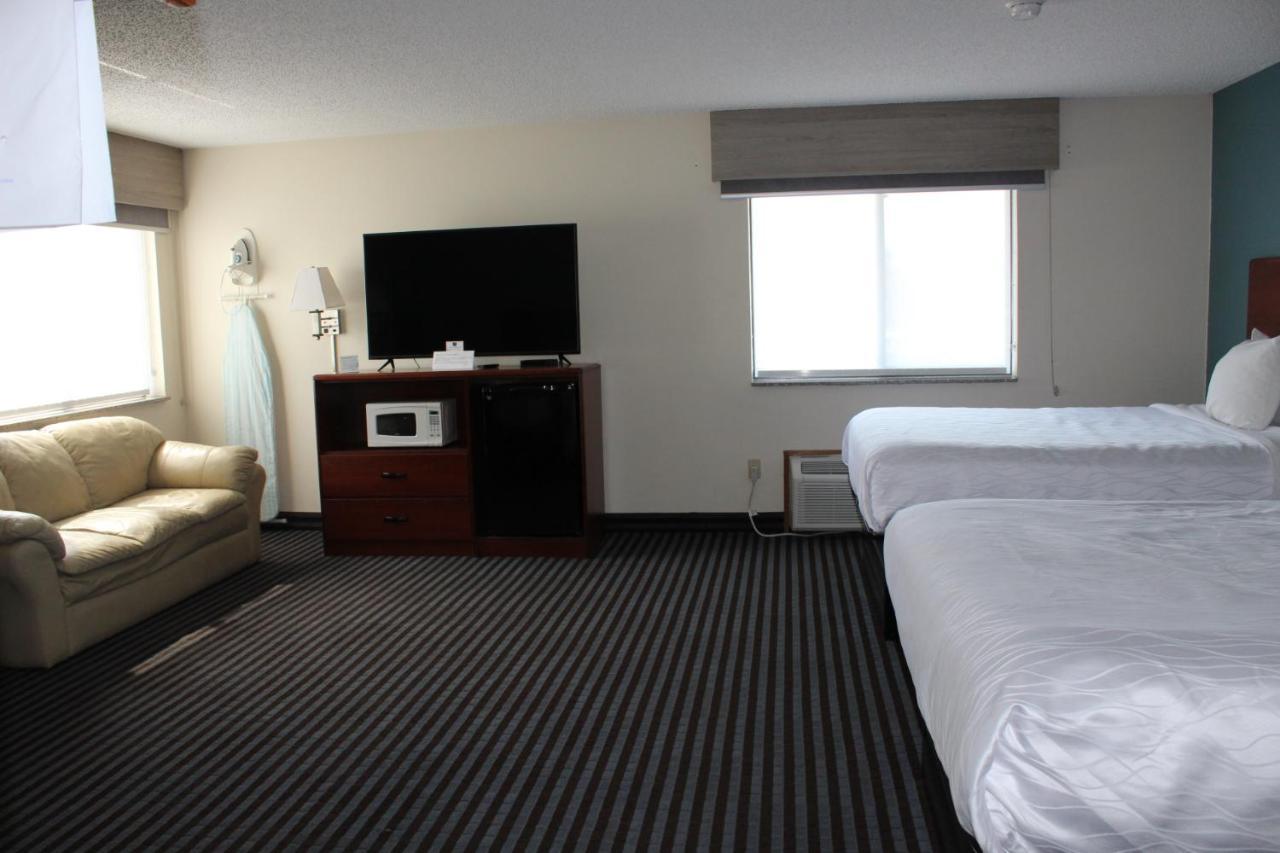Reston Inn & Suites Spencer Dış mekan fotoğraf